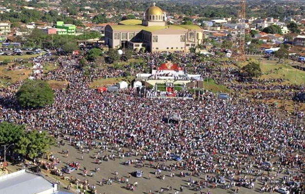   Bênção aos motociclistas marca 2º dia da Festa do Divino Pai Eterno