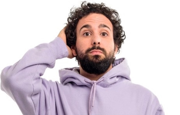  Comediante Murilo Couto apresenta novo show de humor em Goiânia