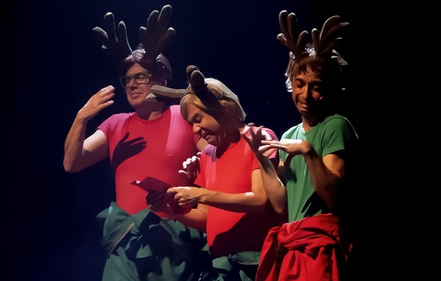  Grupo 'Os Melhores do Mundo' apresenta espetáculo ‘Dingou Béus’ em Goiânia