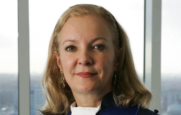 "Houve política de infecção em massa", diz jurista Sylvia Steiner