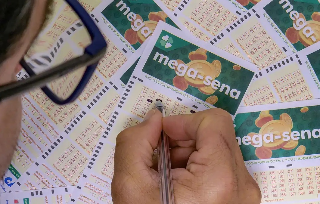  Mega-Sena sorteia nesta terça-feira prêmio acumulado em R$ 100 milhões