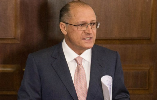 "Modelo político brasileiro está esgotado e falido", declara Alckmin