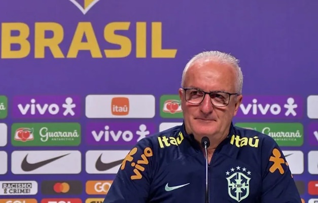 'Não tenho dúvida de que o Brasil voltará a uma final de Copa do Mundo', diz Dorival Júnior