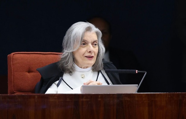“Nós mulheres ficamos 2 mil anos caladas"