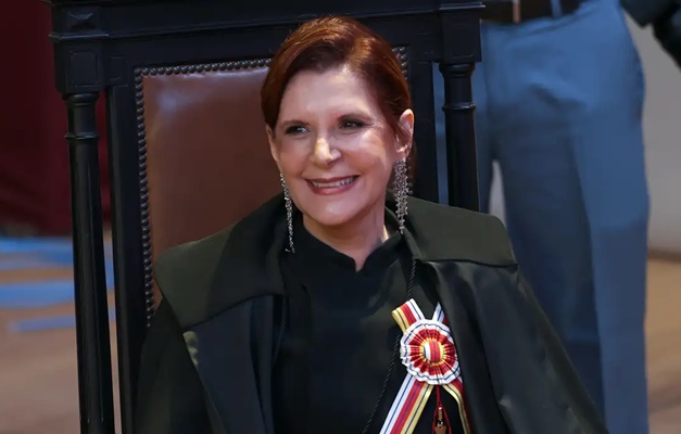 "Sou feminista", diz nova presidente do Superior Tribunal Milita