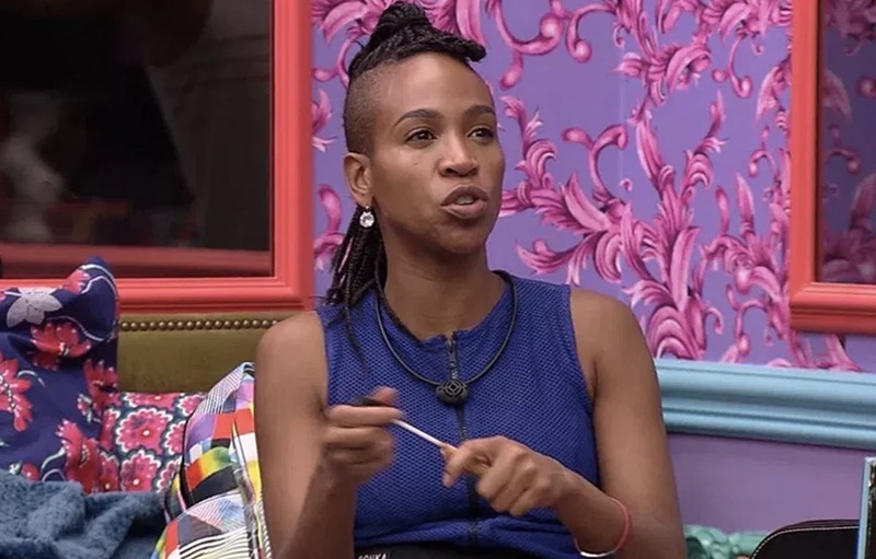 'Vão me cancelar por que?', questiona Karol Conká no BBB21