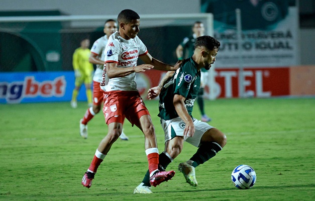 0 x 0: Goiás empata com Santa Fe, da Colômbia, na estreia da Sul-Americana