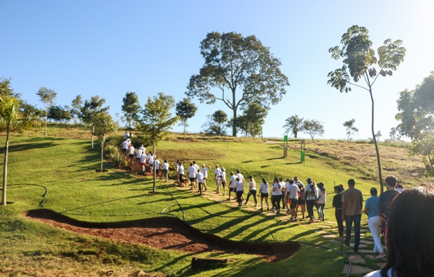 1ª Caminhada Ecológica do Parque Florata celebra Dia do Meio Ambiente