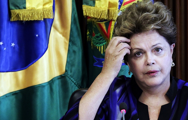 Ibope: Dilma cai de 43% para 39% nas intenções de voto