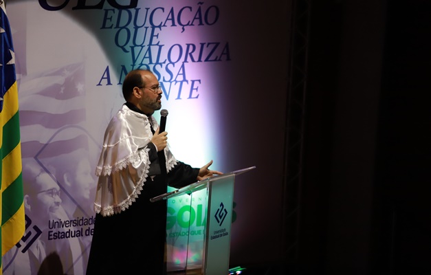 2025|2029: Antonio Cruvinel assume 2ª mandato como reitor da UEG