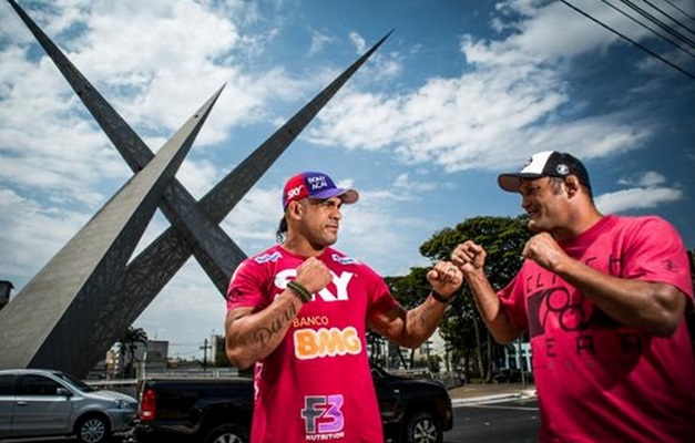 Arquibancada é único setor que ainda tem ingressos à venda para UFC Goiânia