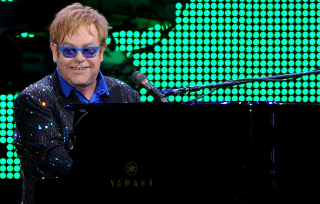Vendas para show de Elton John em Goiânia já começaram