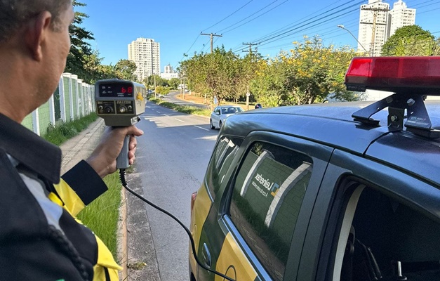 50 goianienses são flagrados acima da velocidade em ação que durou uma hora