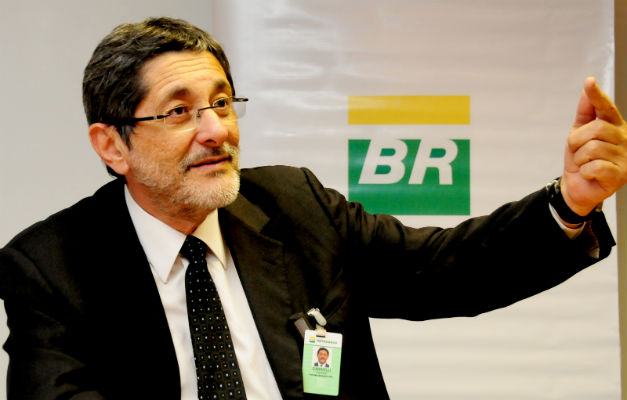 "Dilma não pode fugir à responsabilidade", diz Sergio Gabrielli