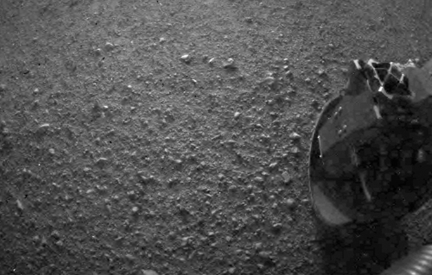 Nasa divulga primeiras fotos de Marte feitas pelo robô Curiosity