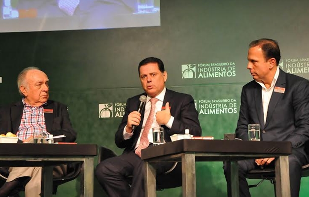 Goiânia: Marconi participa do 2º Fórum Brasileiro da Indústria de Alimentos