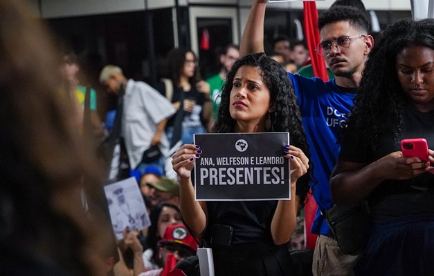 Abertura do Congresso da UNE é marcado por emoção em solenidade na UFG 