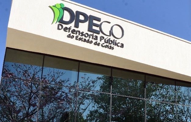 Ação da DPE-GO leva apoio jurídico a pessoas em situação de rua em Goiânia