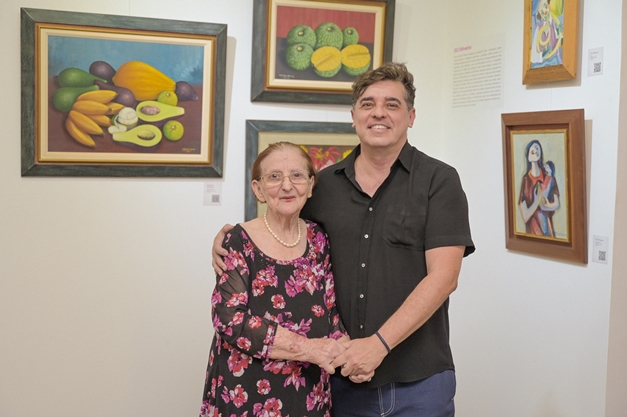 Acervo inédito de Zilca Rodrigues de Lima encanta amantes da arte em Goiânia