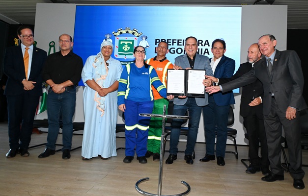 Acordo permite que garis utilizem banheiros do comércio em Goiânia
