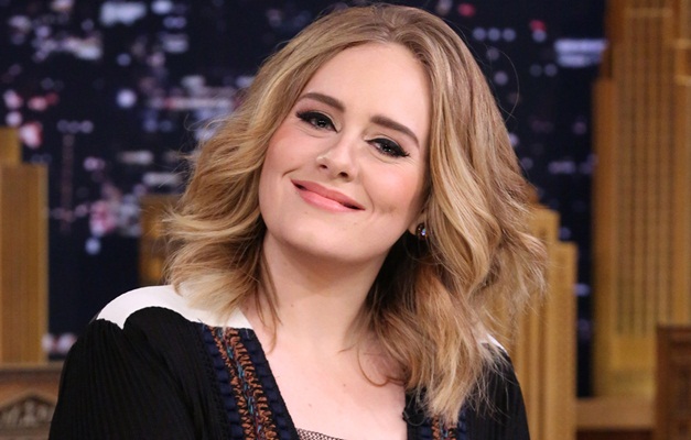 Adele fará shows no Brasil em abril de 2017, diz jornal - @aredacao
