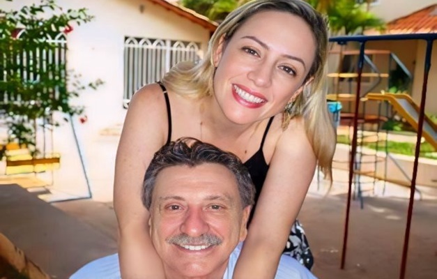 Adriana Accorsi faz homenagem ao pai, que completaria hoje 79 anos