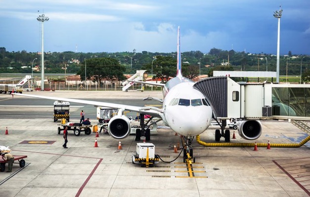 Aeroporto de Brasília limita pousos por falta de combustível