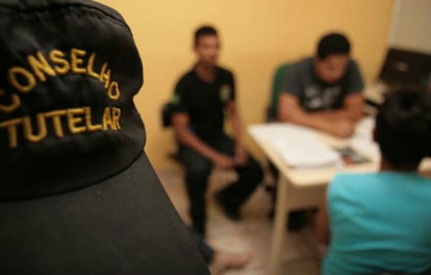 Afastada em Edéia conselheira tutelar que usava documento falso há 16 anos