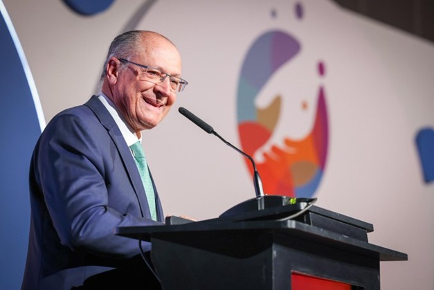 Alckmin: 'nosso trabalho é continuar a negociação e o diálogo com EUA'