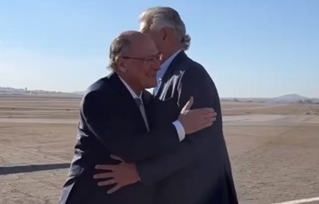 Alckmin visita Goiânia para reunião com representantes do governo e do agro