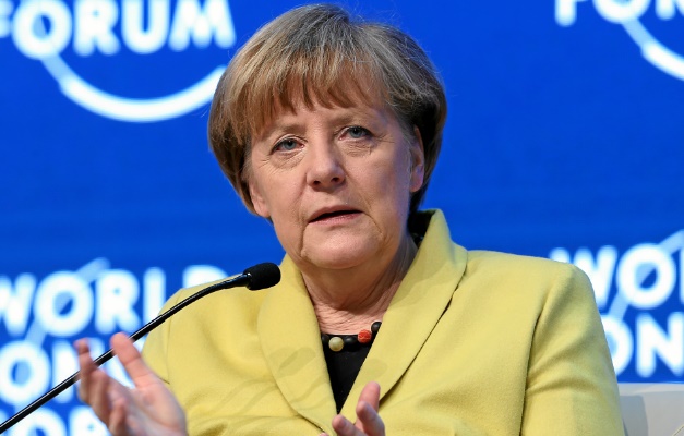 Alemanha registra recorde de mortes e Merkel fala em endurecer lockdown