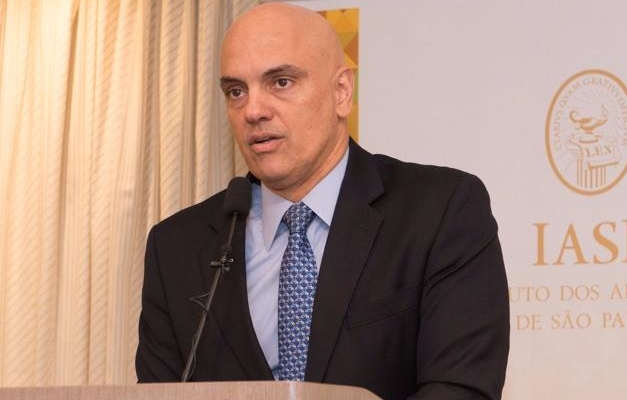 Alexandre de Moraes formaliza pedido de desfiliação do PSDB