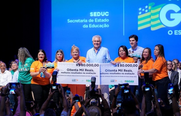 Alfabetização: Caiado anuncia bônus de R$40 mil a professores do Prêmio Leia