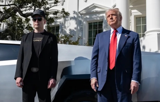 Aliança Trump-Musk acaba em tiroteio verbal público entre presidente e empresário