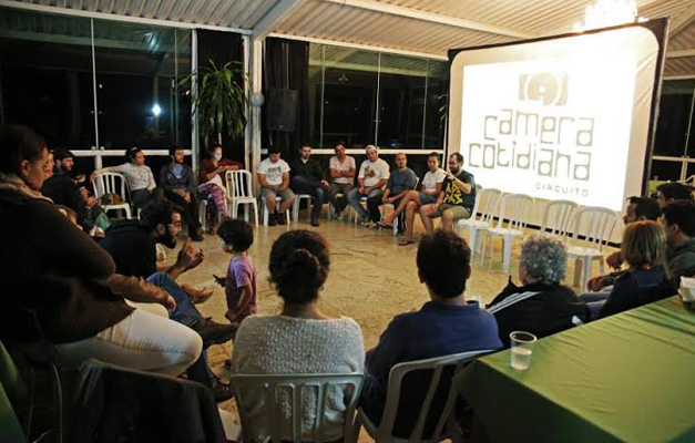 A arte que se multiplica e gera renda em Goiás
