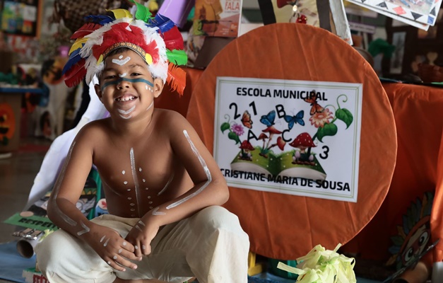 Alunos de escolas de Aparecida realizam 1ª Mostra Pedagógica e Cultural