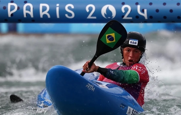 Ana Sátila avança às quartas do caiaque cross da canoagem slalom e Pepê Gonçalves é eliminado