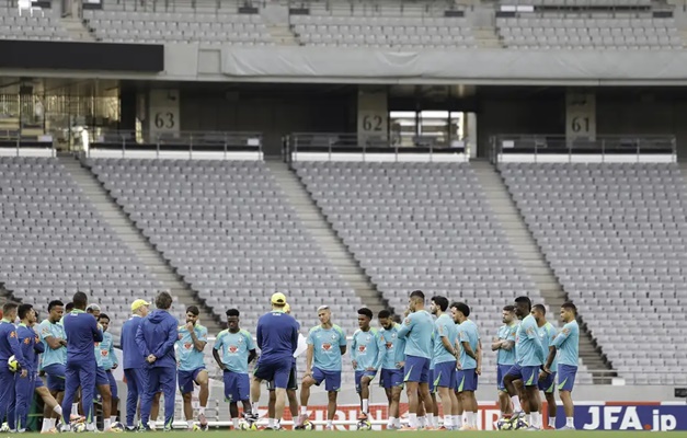 Ancelotti diz que seleção brasileira ainda está aberta a experiências