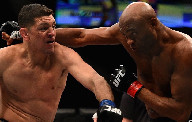 Anderson Silva retorna ao UFC com vitória por pontos sobre Nick Diaz