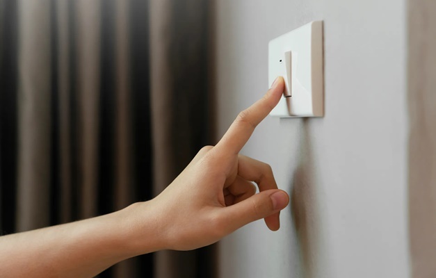 Aneel anuncia que dezembro terá bandeira tarifária amarela, alívio em relação a novembro