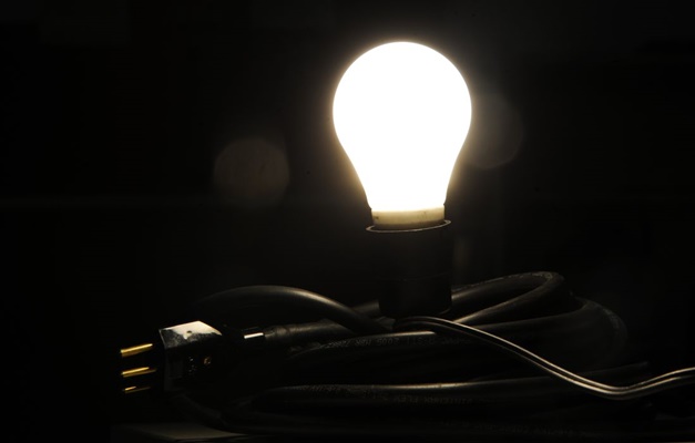 Aneel cria nova bandeira tarifária, e conta de luz fica mais cara