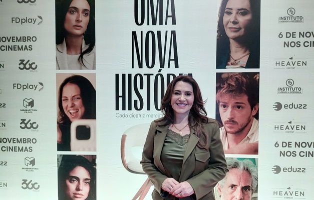 Ângela Sirino lota cinema em pré-estreia de "Uma Nova História" em Goiânia