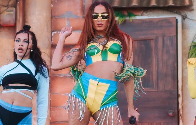 Anitta é indicada para a categoria de melhor música latina no VMA