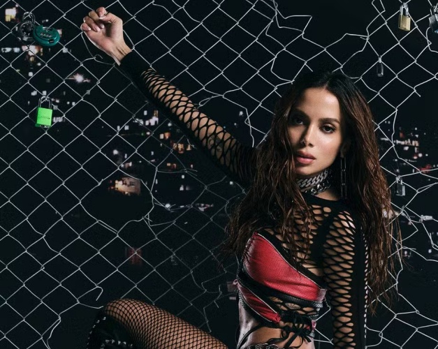 Anitta perde Grammy para Shakira na categoria de Melhor Álbum de Pop Latino