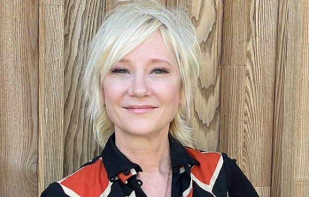 Anne Heche segue em coma após grave acidente
