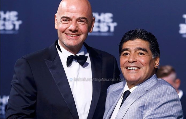 Antes crítico da Fifa, Maradona anuncia que trabalhará para a entidade