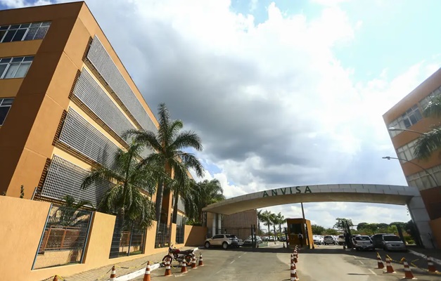 Anvisa proíbe venda de 32 suplementos de empresa de produtos naturais