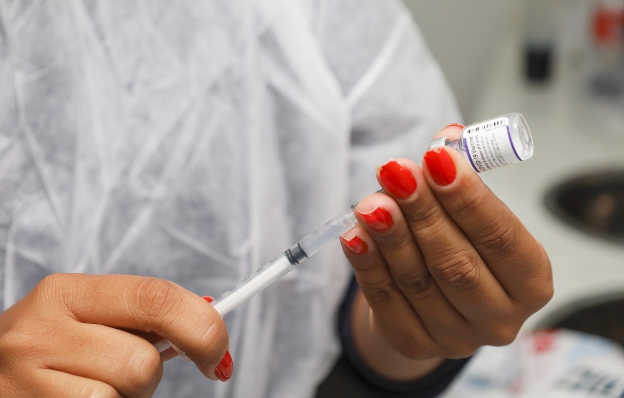 Ao menos 568 mil goianos ainda não tomaram a 1ª dose da vacina contra covid