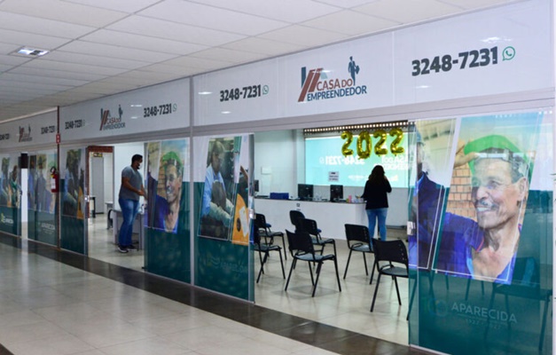 Aparecida: Casa do Empreendedor orienta MEI na declaração de faturamento