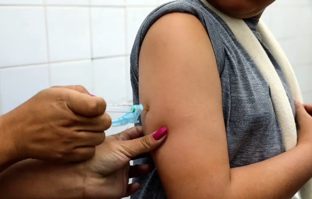 Aparecida de Goiânia disponibiliza vacina contra a dengue em 38 postos